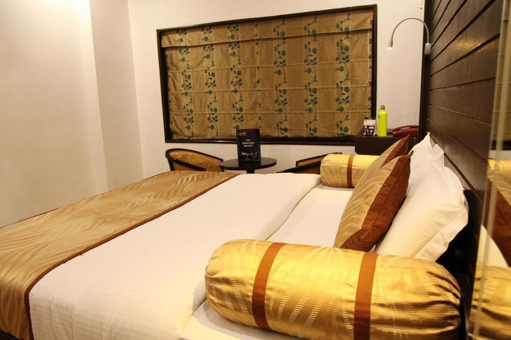 Oyo Premium Kamla Nehru Road Allahabad Hotel Allāhābād Junction Екстериор снимка